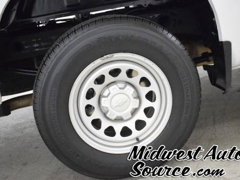 Used 2020 Chevrolet Silverado 1500 W/T image 9