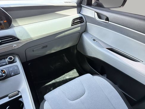 Used 2021 Hyundai Palisade SE AWD/4WD image 15