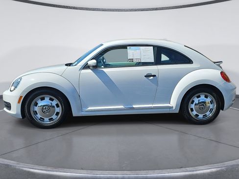 Used 2015 Volkswagen Beetle 1.8T FWD image 6