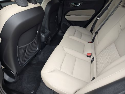 New 2026 Volvo XC60 B5 Plus w/ Protection Package Premier image 31