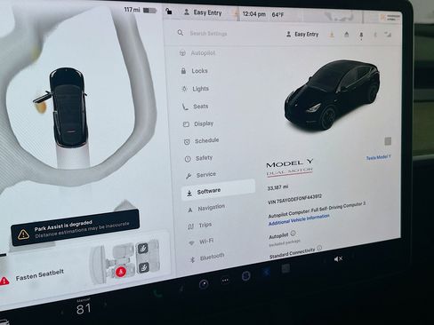 Used 2022 Tesla Model Y Performance image 32