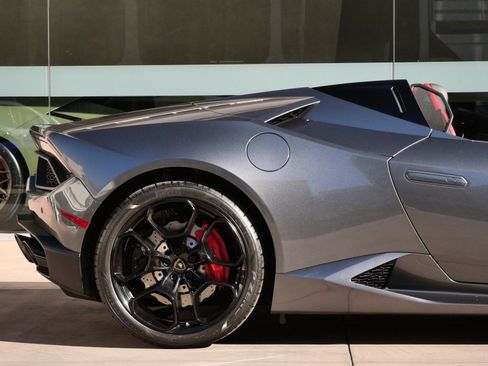 Used 2017 Lamborghini Huracan LP 580-2 image 14