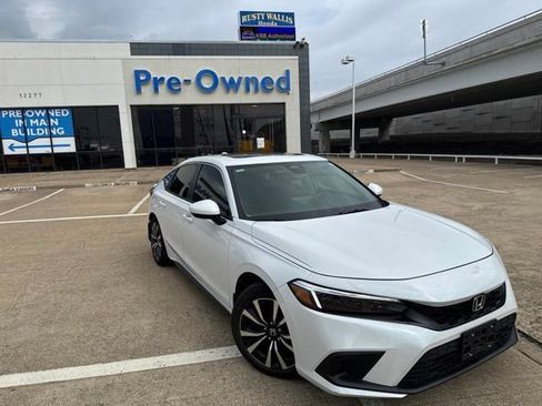 Used 2024 Honda Civic EX-L image 1