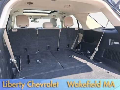 Used 2023 Ford Explorer XLT w/ Equipment Group 202A AWD/4WD image 10