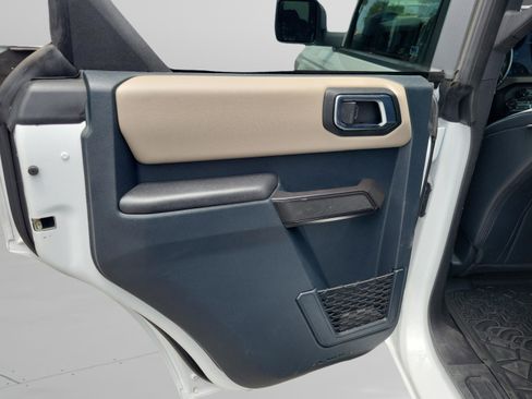 Used 2024 Ford Bronco Wildtrak AWD/4WD image 11