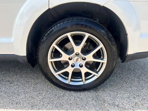 Used 2019 Dodge Journey GT AWD/4WD image 17
