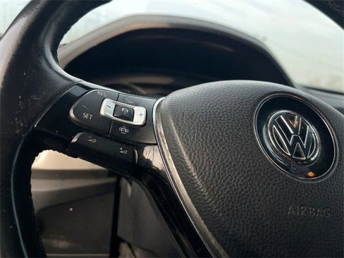 Used 2019 Volkswagen Atlas SE FWD image 13