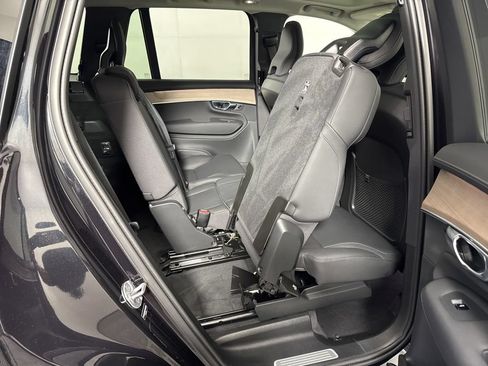 Used 2025 Volvo XC90 B6 Plus AWD/4WD image 16