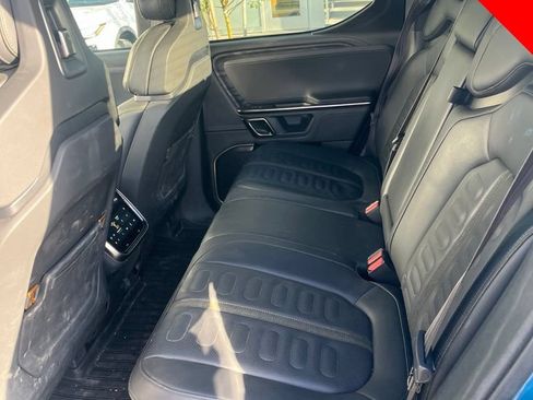 Used 2022 Rivian R1T Adventure AWD/4WD image 13