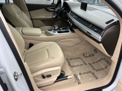 Used 2019 Audi Q7 2.0T Premium AWD/4WD image 13