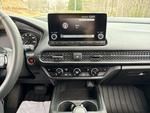 Used 2024 Honda HR-V Sport image 20
