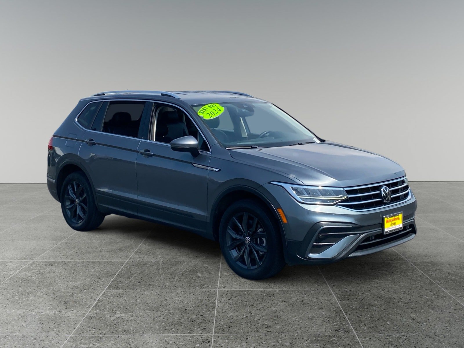 Used 2024 Volkswagen Tiguan Wolfsburg Edition FWD image 7