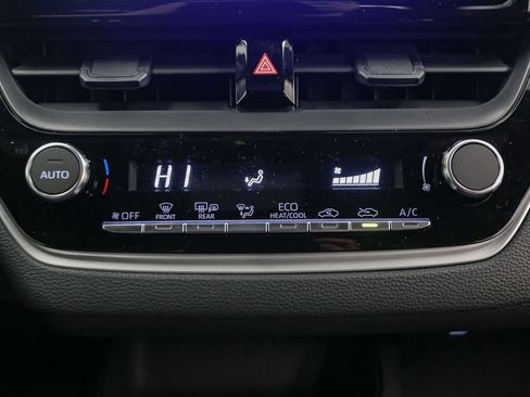 New 2026 Toyota Corolla SE image 19