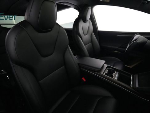Used 2023 Tesla Model X AWD/4WD image 4