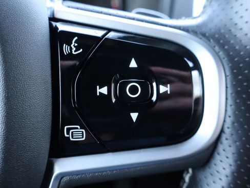 Used 2019 Volvo XC90 T6 R-Design w/ Advanced Package AWD/4WD image 33