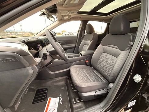 New 2026 Nissan Kicks SV w/ SV Premium Package image 19