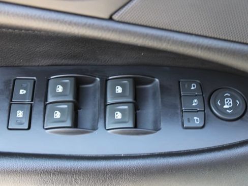Used 2019 Cadillac Escalade ESV Luxury RWD image 14