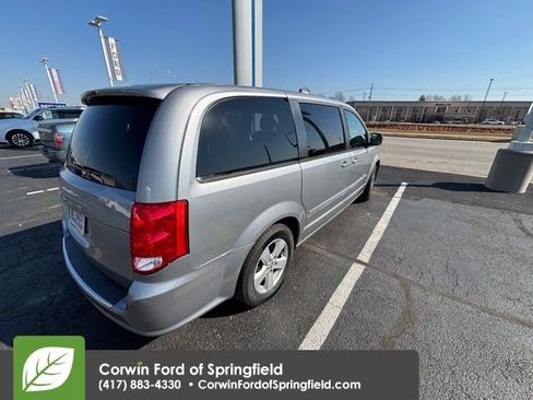 Used 2013 Dodge Grand Caravan SE image 5