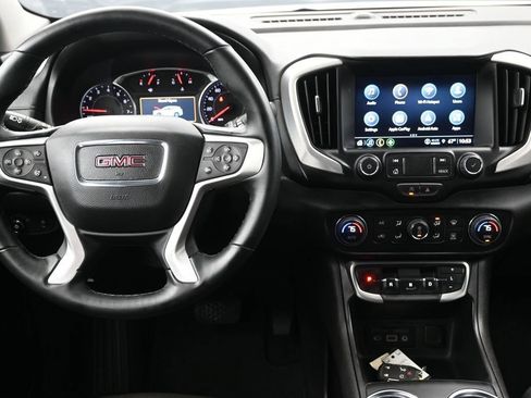 Used 2024 GMC Terrain SLT AWD/4WD image 20