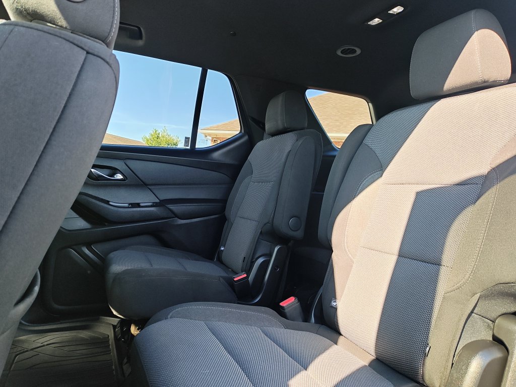 Used 2023 Chevrolet Traverse LT w/ LPO, Floor Liner Package AWD/4WD image 16