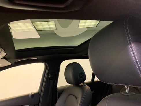 Used 2019 Mercedes-Benz GLC 300 4MATIC image 20