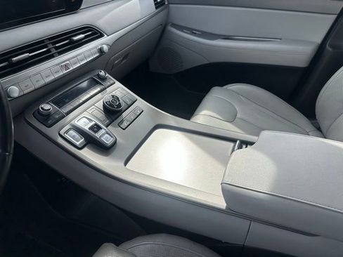 Used 2021 Hyundai Palisade SEL w/ Premium Package image 11