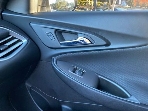 Used 2017 Chevrolet Malibu LS image 25