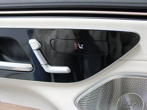 Used 2023 Mercedes-Benz EQS 450+ SUV w/ Exclusive Trim Package image 22