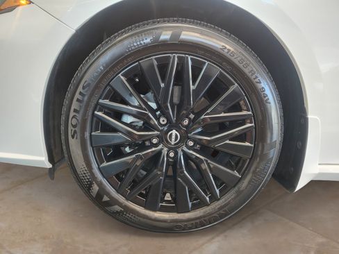 Used 2026 Nissan Altima 2.5 SV w/ SV Special Edition Package FWD image 28