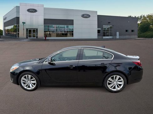 Used 2016 Buick Regal Premium FWD image 7