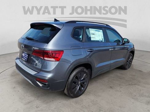 Used 2023 Volkswagen Taos S FWD image 5