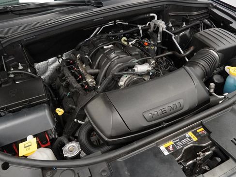 Certified 2025 Dodge Durango R/T AWD/4WD image 55