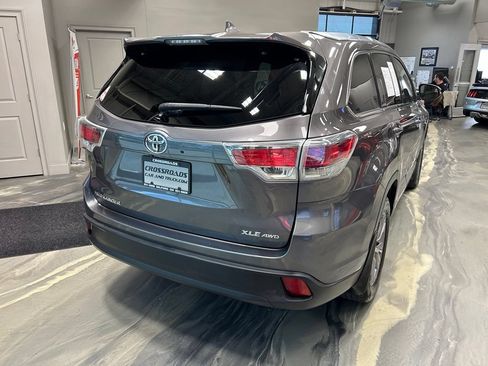 Used 2015 Toyota Highlander XLE AWD/4WD image 34