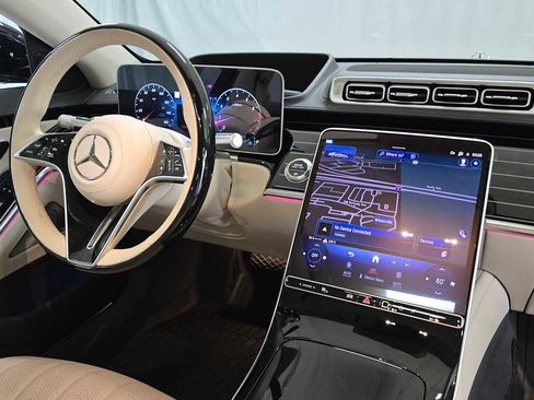 Certified 2026 Mercedes-Benz S 500 4MATIC image 12