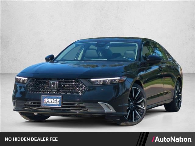 Used 2024 Honda Accord Touring image 1