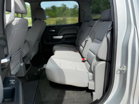 Used 2016 Chevrolet Silverado 2500 LT w/ LT Convenience Package image 19