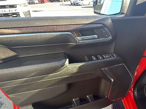 Used 2023 GMC Sierra 1500 Elevation w/ LPO, Elevation Black Package image 16