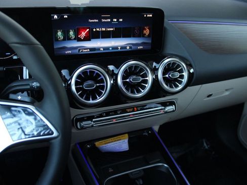 New 2026 Mercedes-Benz GLA 250 image 22