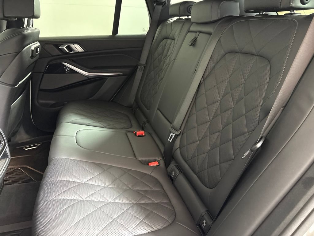 Certified 2024 BMW X5 sDrive40i w/ M Sport Package RWD image 30