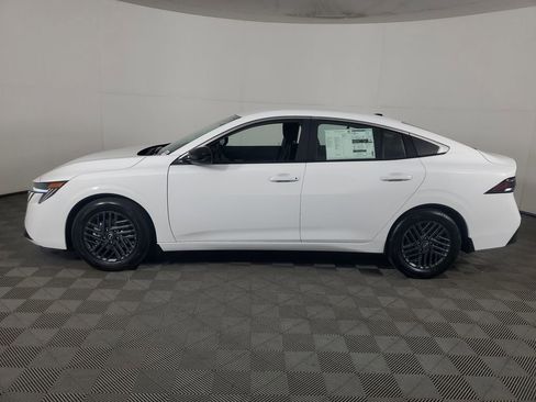 New 2026 Nissan Sentra SV w/ Floor Mat Package FWD image 7
