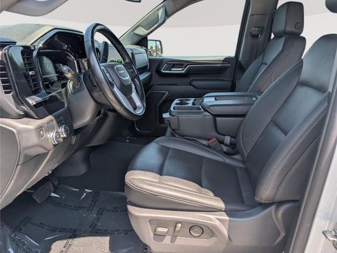 Used 2025 GMC Sierra 1500 SLT RWD image 16