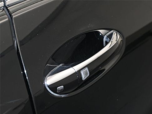 Used 2008 Mercedes-Benz CLK 550 Cabriolet image 15