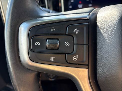 Used 2024 Chevrolet Silverado 2500 LT AWD/4WD image 25