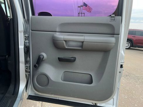 Used 2013 Chevrolet Silverado 2500 W/T image 15