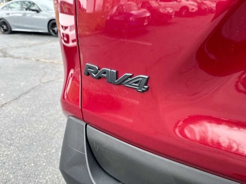 Used 2023 Toyota RAV4 LE image 18