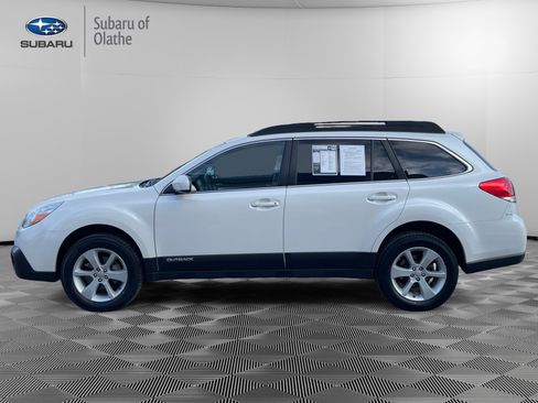 Used 2014 Subaru Outback 2.5i Premium w/ Moonroof Package & Eyesight image 8