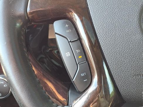 Used 2011 GMC Savana 1500 RWD image 25
