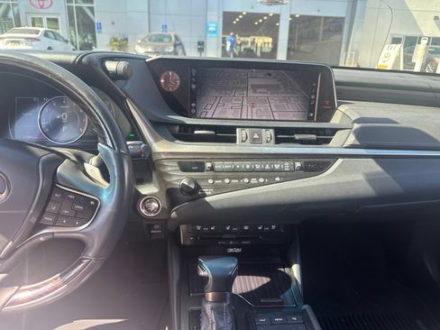 Used 2020 Lexus ES 350 w/ Accessory Package 2 FWD image 7