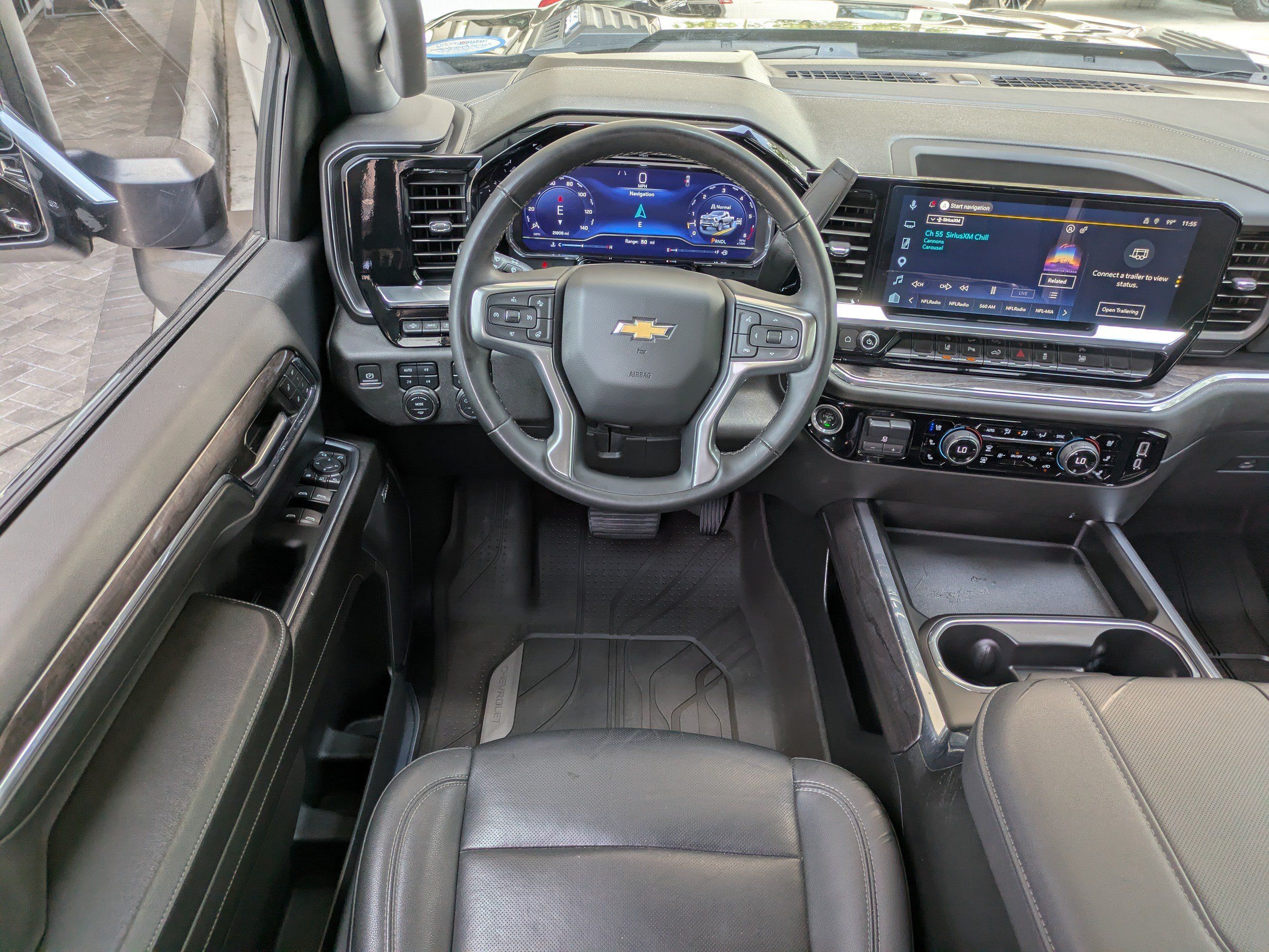 Used 2024 Chevrolet Silverado 2500 LTZ w/ LTZ Premium Package AWD/4WD image 16
