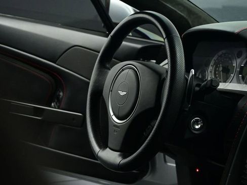 Used 2007 Aston Martin V8 Vantage Coupe image 46